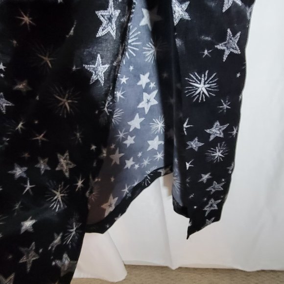 NWT BEAUTIFUL SILKY Black Starred Nightgown - S, L, or XL - Picture 6 of 10